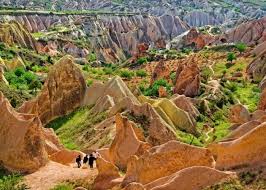 2 Hour hiking tour in Red and Rose Valley - 1